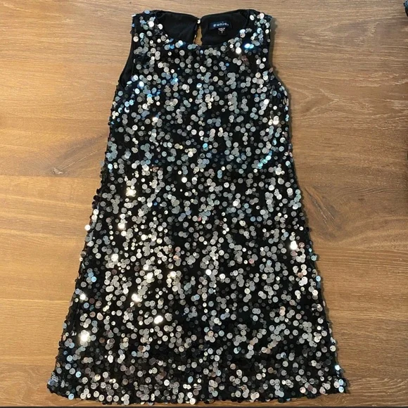 Bundle of 9 - Girls size 7 - Picture 11 of 15